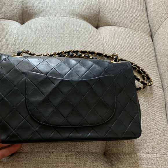 {SOLD} Chanel classic double flap bag - Picture 3 of 13